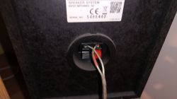 Jak przedłużyć kable głośnikowe w wieży Sony CMT SBT100 z nietypowymi wtykami?