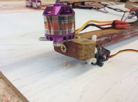 Jak małym kosztem zbudować swój własny Tri-Copter