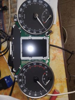 Szukam pinout do licznika 1Z0920803D Skoda Octavia II