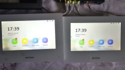 Hikvision DS-KV8213 + 2x DS-KH6320 - jak przypisać przyciski do monitorów?