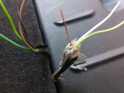 Montaż kamery cofania BMW i3 w Warszawie - szukam fachowca do podłączenia oryginalnej wtyczki