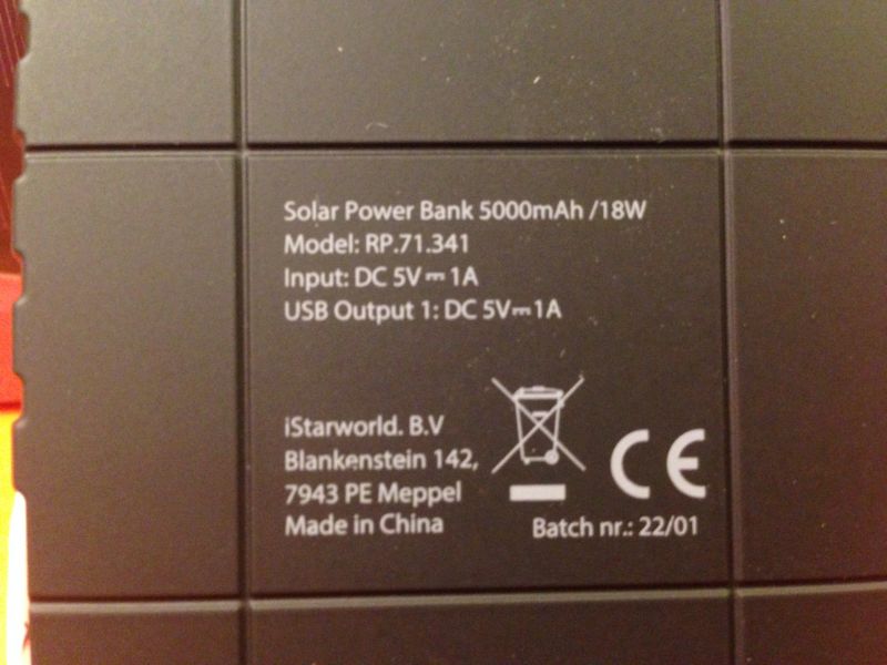 Powerbank z Rossmana. Co jest wart?