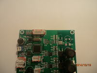 Jaki mikrokontroler w reflektorze PAR LED 64 RGB 12*3W, obudowa TQFP44?