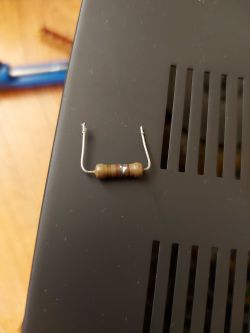 WS504 - charczenie po podłączeniu płytki z regulacją, kondensatory wymienione, możliwe przyczyny?