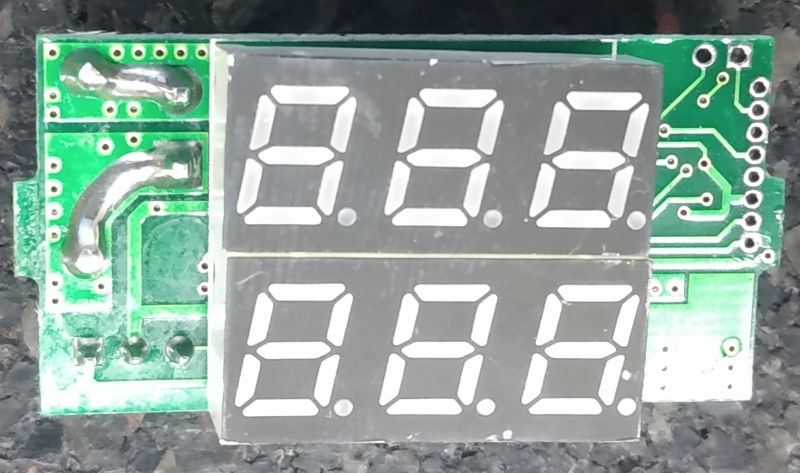 Panelowy woltomierz/amperomierz 100V/50A, kolejne wcielenie DSN-VC288