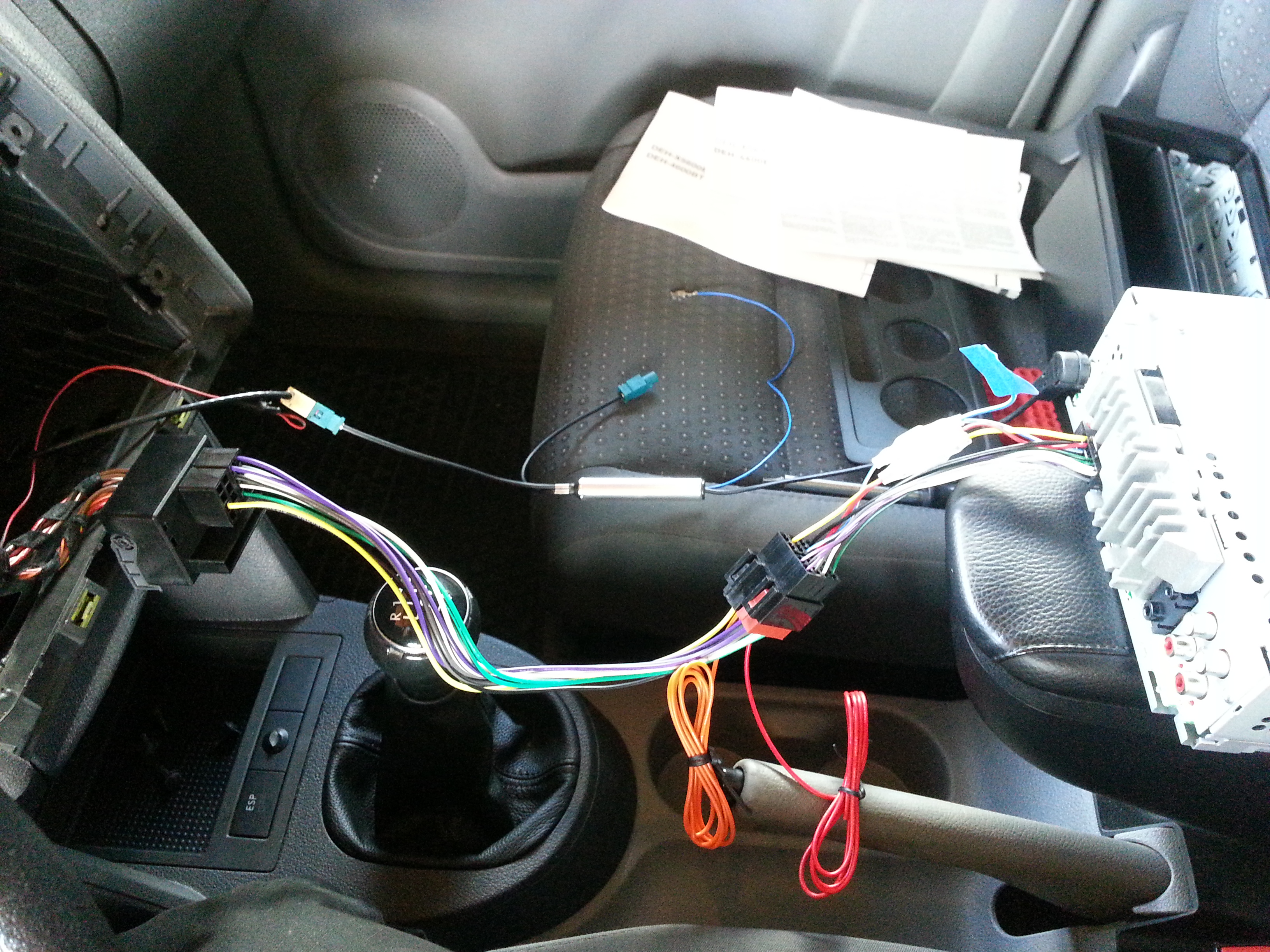podłączenie radia Pioneer do VW Caddy elektroda.pl