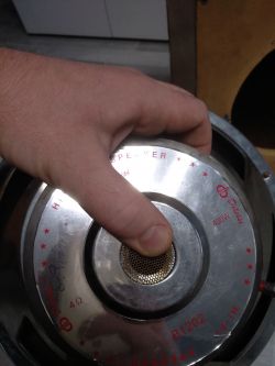 Jak przekształcić wzmacniacz Sony TA-FE310R w mono dla głośnika Dibeisi B1202?