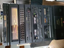 Wieża audio Sharp SC7700DHMK2 z komponentami i wzmacniaczem SYSTEM-7700