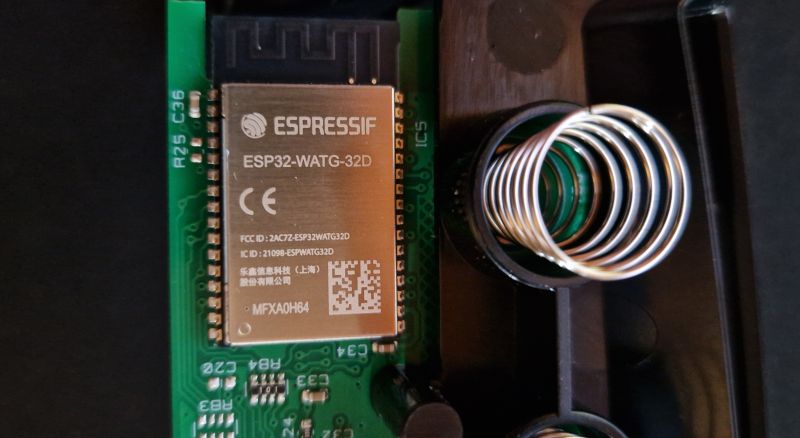 Interior and reverse engineering of the Ariston Velis 80 Wi-Fi electric water heater on ESP32 (part1
