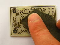 Wykonywanie PCB z napisami i soldermaską. Wykonywanie PCB z napisami i soldermaską.
