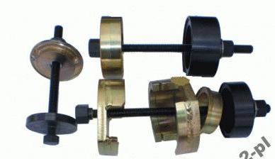 passat b4 kombi 1.9 tdi 90 KM-tuleje w tylnym zawieszeniu