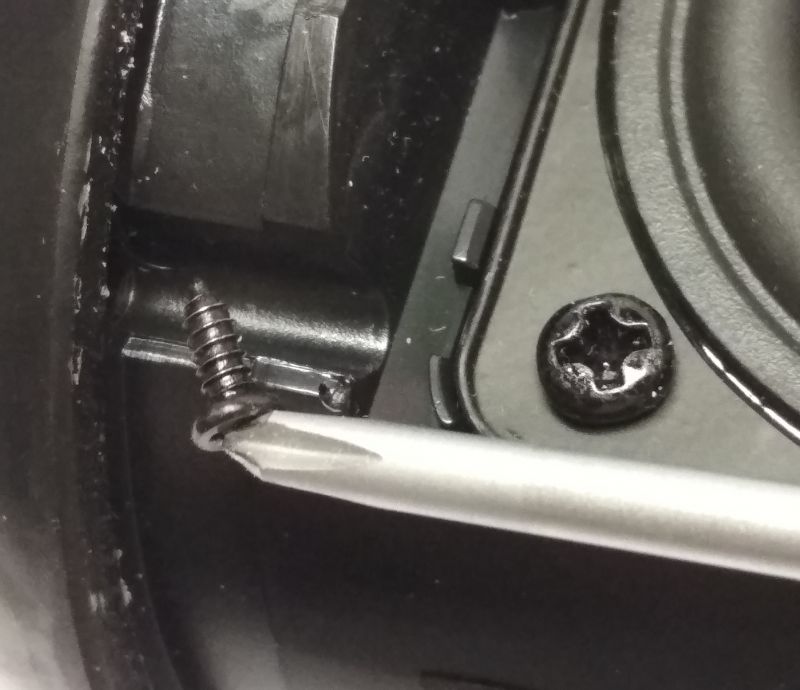 Wymiana gniazda micro USB w odtwarzaczu JBL Flip 3