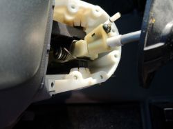 Opóźnienie przełączania biegów w Vito W639 2008r po wymianie radia - pytanie o mechatronikę