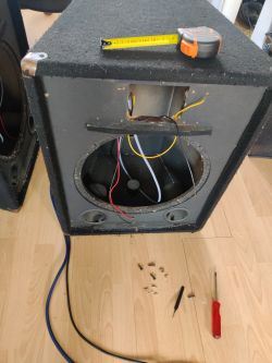 Naprawa kolumn Fender 115 ELC z midbasami Celestion K15T-200