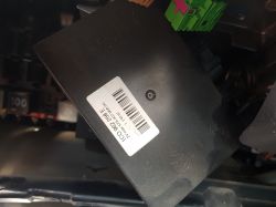 Golf IV 1.6 1998 - Czy miał fabryczny pilot do zamka?