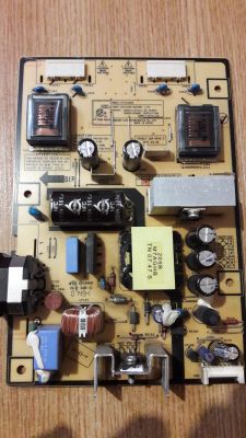 Samsung - Wymiana kondensatorów nie rozwiązała problemu z podświetleniem