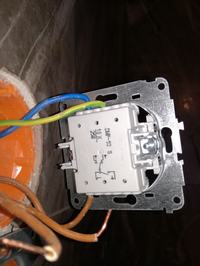 Two-Way Staircase Switch & Single Switch Connection - Wiring 3 Wires & 2 Free Conductors