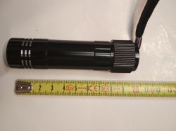 Prosty sposób na zmianę zasilania latarki z 3xAAA na Li-Ion 18650 Prosty sposób na zmianę zasilania latarki z 3xAAA na Li-Ion 18650