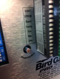 Co to za typ fotodiody i gdzie taką znajdę? Problem z Bird Gard Pro Plus.