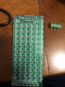 Jak podłączyć transformatory Toroid 2x35V do płyty zasilacza AC-GND-AC?