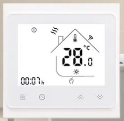 Panel sterujący termostatu BHT-002 24V z wyświetlaczem pokazującym 28°C