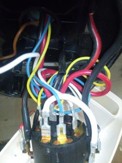 Silnik zaburtowy elektr. Minn Kota Turbo 36 - Brak przełącznika prędkości