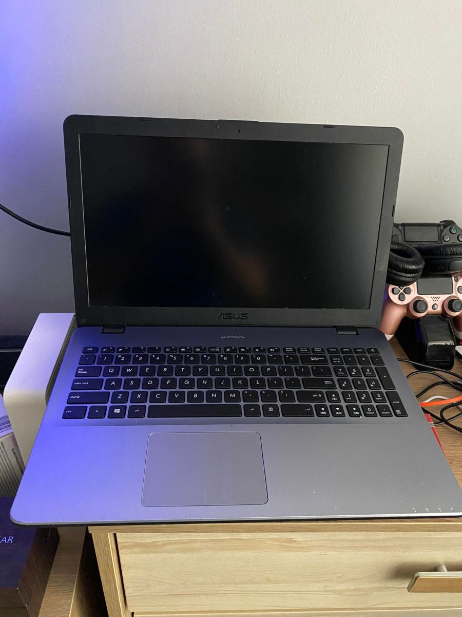 [Sprzedam] Laptop Asus R542U uszkodzony - parametry na zdjęciach ...