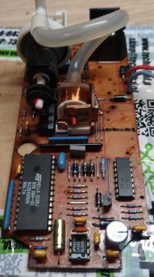 Audi 80 B4 - pompka centralnego rozładowuje akumulator