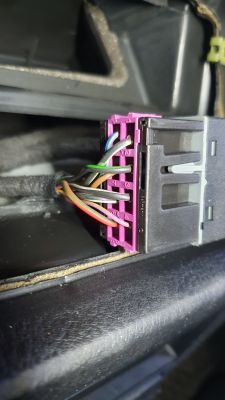 Podłączenie kierunkowskazów do modułu komfortu Golf 4