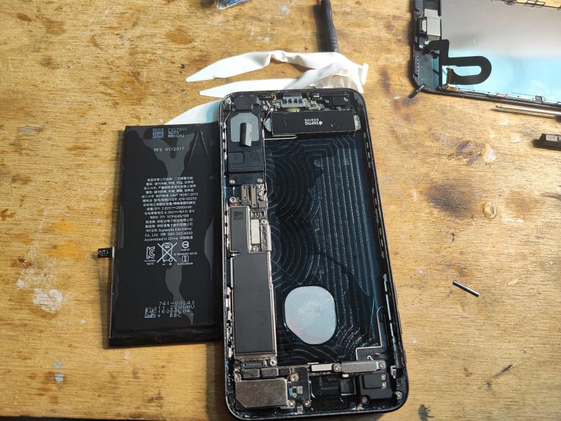 View of iPhone Interior during Battery Replacement iPhone battery replacement - view of phone interior