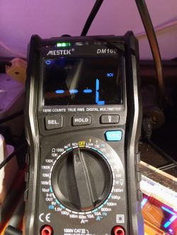 MESTEK DM 100 - miernik uniwersalny dla każdego? Krótki opis i kilka fotek.