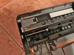 Teardown drukarki HP Deskjet D1360 i przykład użycia jej części z Arduino