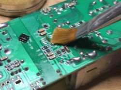 Naprawa 30 zasilaczy do laptopa - przegląd popularnych usterek