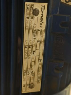 Chiński falownik XSY-AT1 ustawienia pod silnik od wiertarki stołowej.