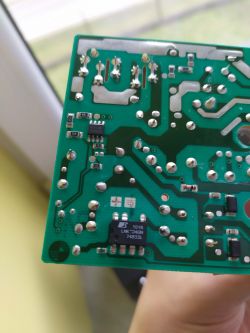 LNK304GN czy LNK304PN - zgodność i technika lutowania oraz dobór rezystora 47R