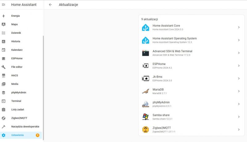 Home Assistant update interface with a list of 9 available updates.