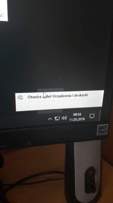 Komputer widzi przenośny dysk USB... którego nie ma Komputer widzi przenośny dysk USB... którego nie ma
