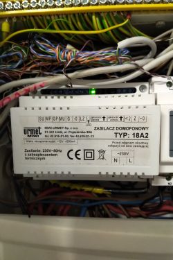 Zastosowanie wideodomofonu zamiast słuchawki Urmet - zasilacz 18A2