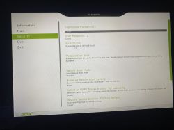 Dlaczego po formatowaniu ACER Aspire Switch 10E nie wykrywa dysku dodatkowego?