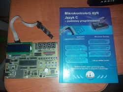 [Sprzedam] Zestaw AVR atmega32, programator USBasp, książka C , MkAvr calculator