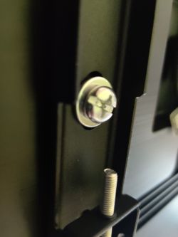 Samsung QE55Q67AAUXXH: Correct Screw Size for Wall Mounting? Samsung QE55Q67AAUXXH: Correct Screw Size for Wall Mounting?