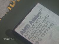 Athlon 1700 – ocena uszkodzeń fizycznych, ukruszenia na rdzeniu procesora