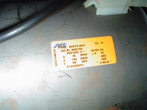 Ardo A800X - silnik buczy i nie wchodzi na obroty przy wirowaniu, co robić?