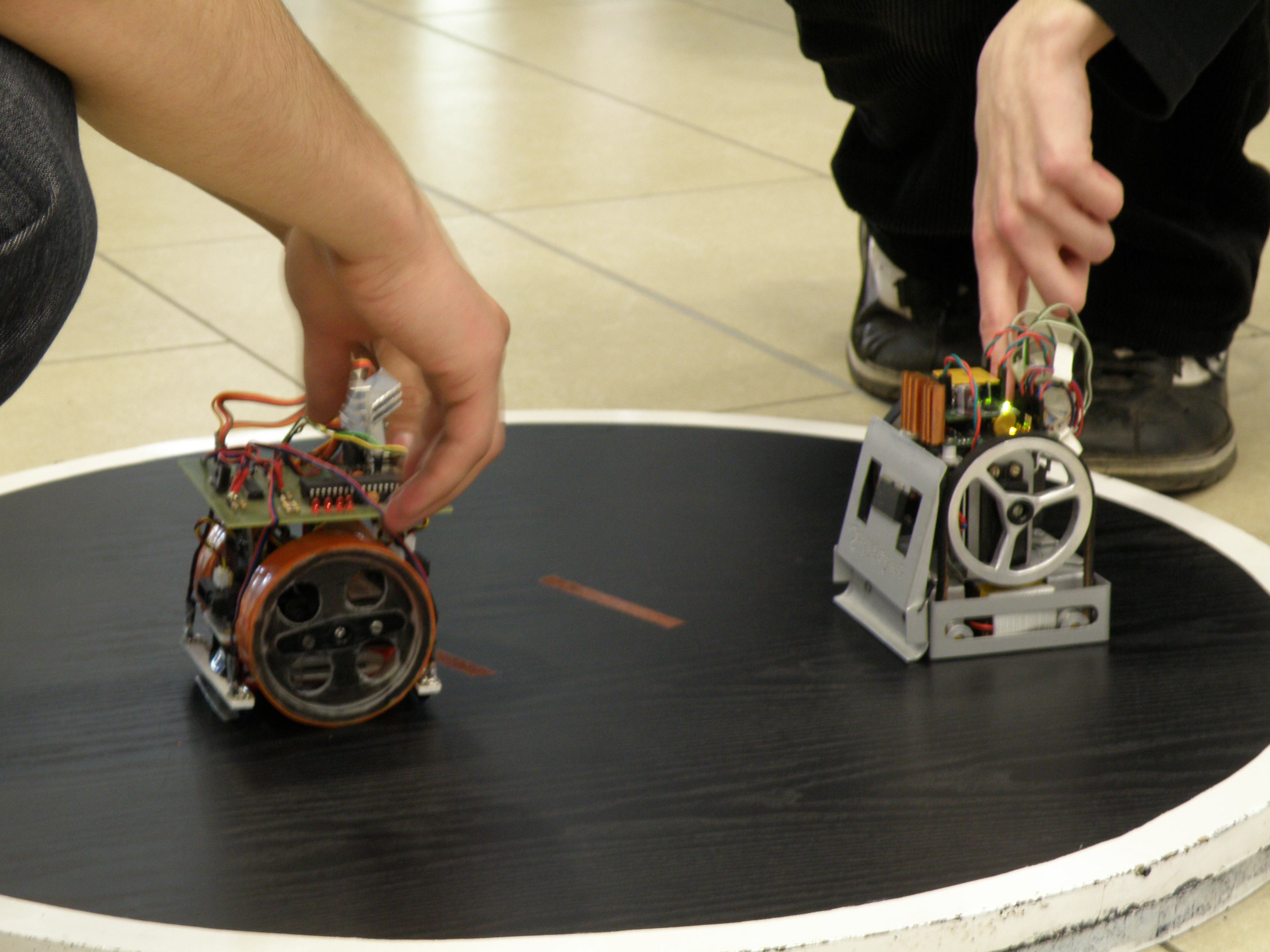 T Bot Zawody Robotów - T-BOT 2010 - elektroda.pl