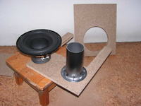Subwoofer na wzmacniaczu Mivoc AM120 Subwoofer na wzmacniaczu Mivoc AM120