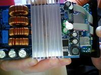 Jak znaleźć ścieżkę audio na płycie głównej Listen L7-98 do wyjścia słuchawkowego?