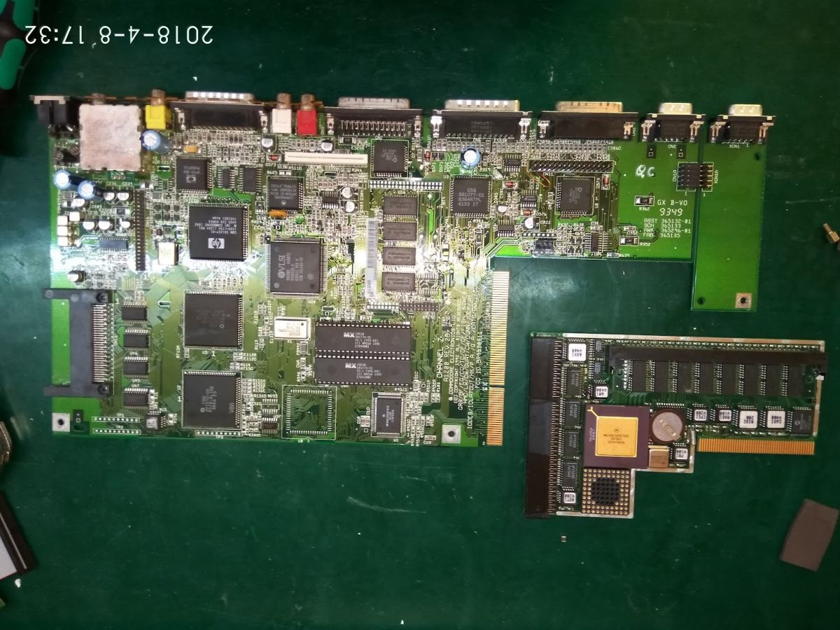 [Rozwiązano] Promodule Elsat Amiga CD32: ICL7660 i odwrócona ...