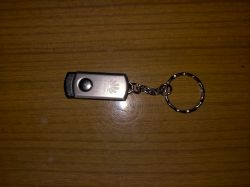 Pendrive Huawei fake z zawyżoną pojemnością 2TB