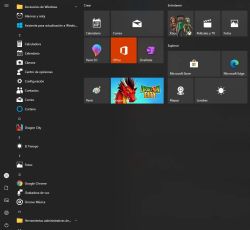 Menu Start w systemie Windows 10 z ikonami i kafelkami aplikacji