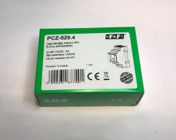 Zielone pudełko sterownika czasowego PCZ-529.4 F&amp;F z opisem technicznym